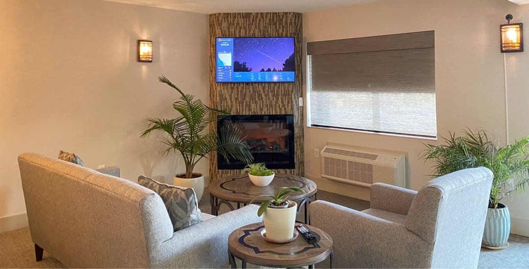 Take a look Lobby